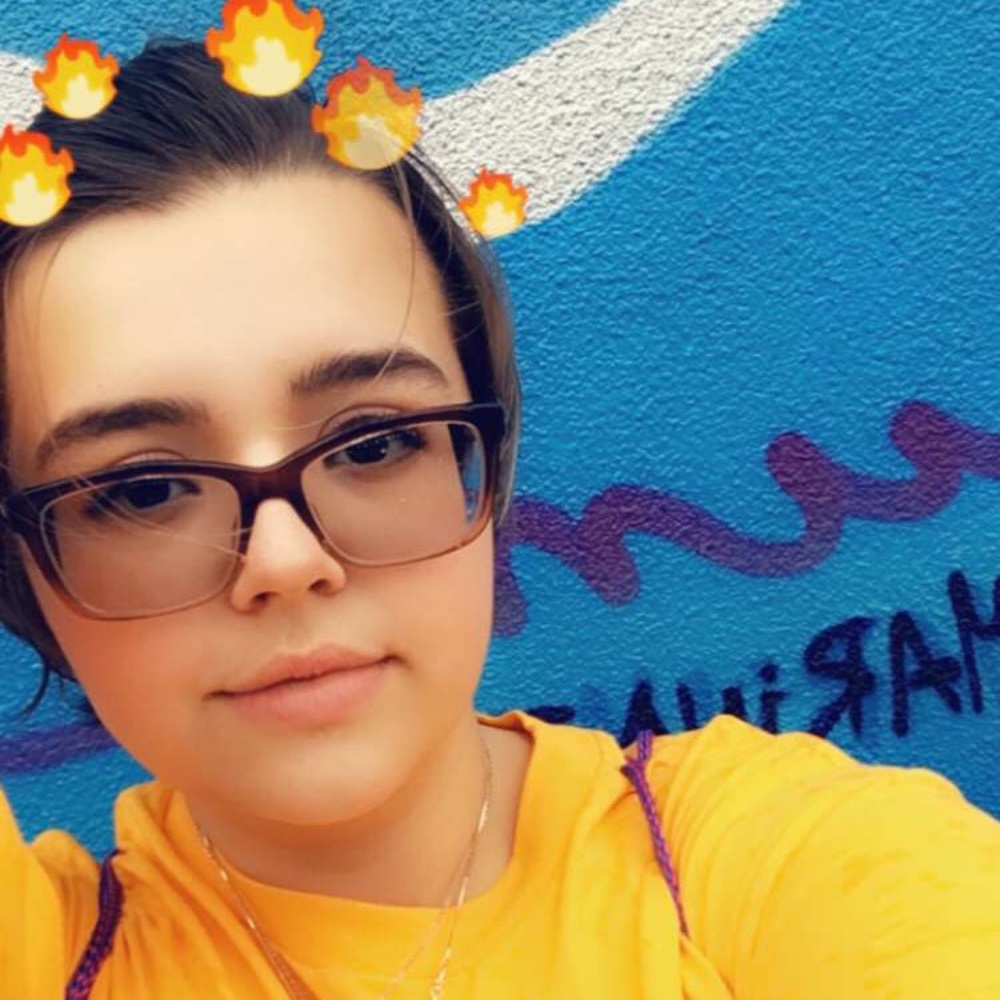 Meet your Posher, Tayler